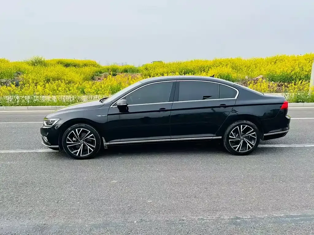 Volkswagen Magotan 2021 из CN, фото 7