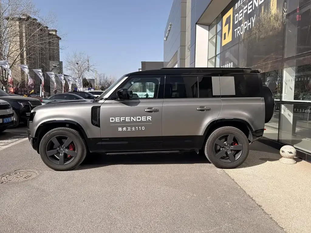 Land Rover Defender — фото 5
