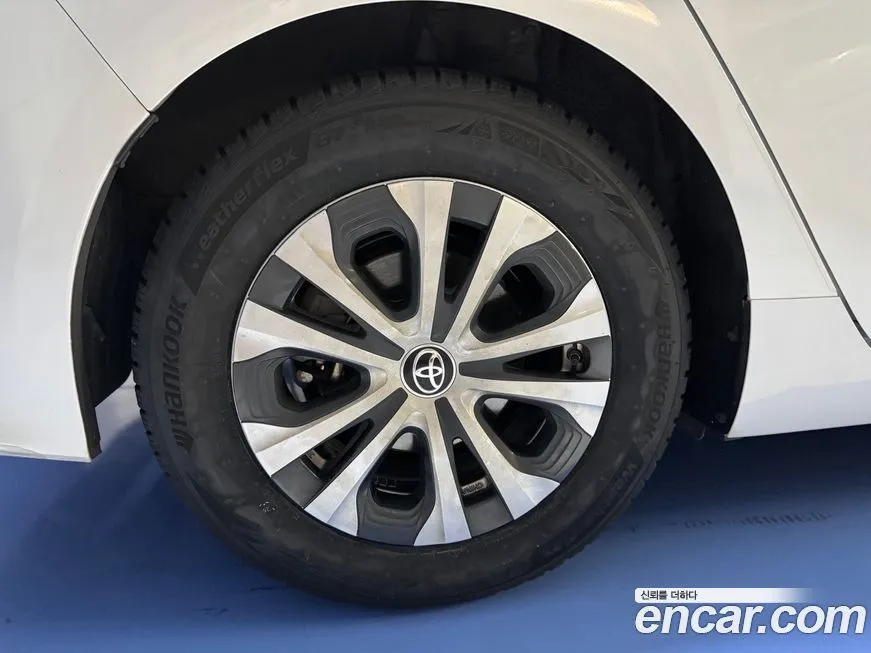 Toyota Prius 2022 из KR, фото 6