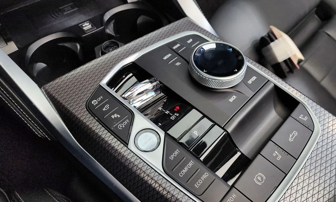 BMW 4-Series 2025 из KR, фото 8