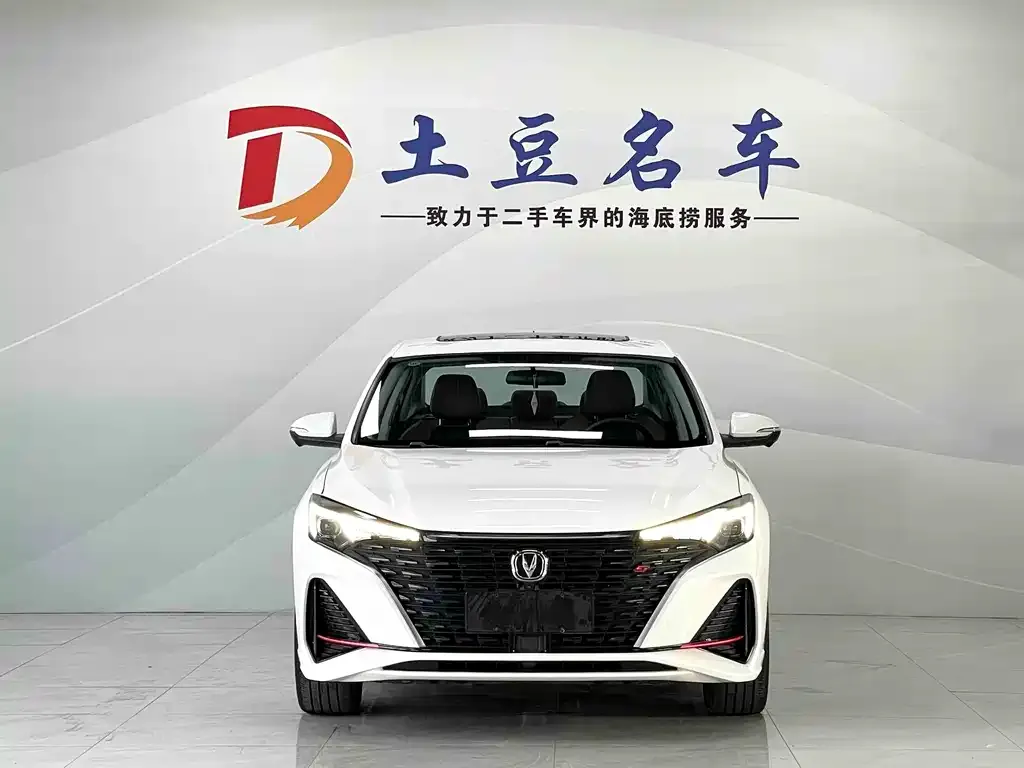 Changan Eado — фото 4