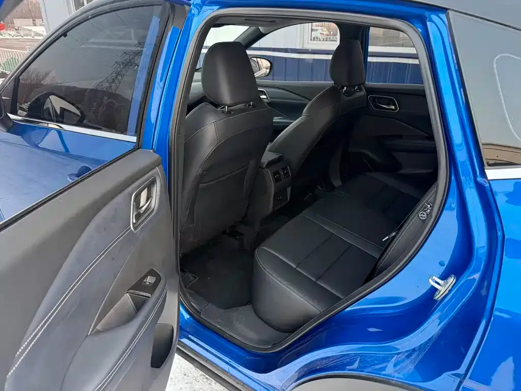 Nissan Qashqai — фото 4