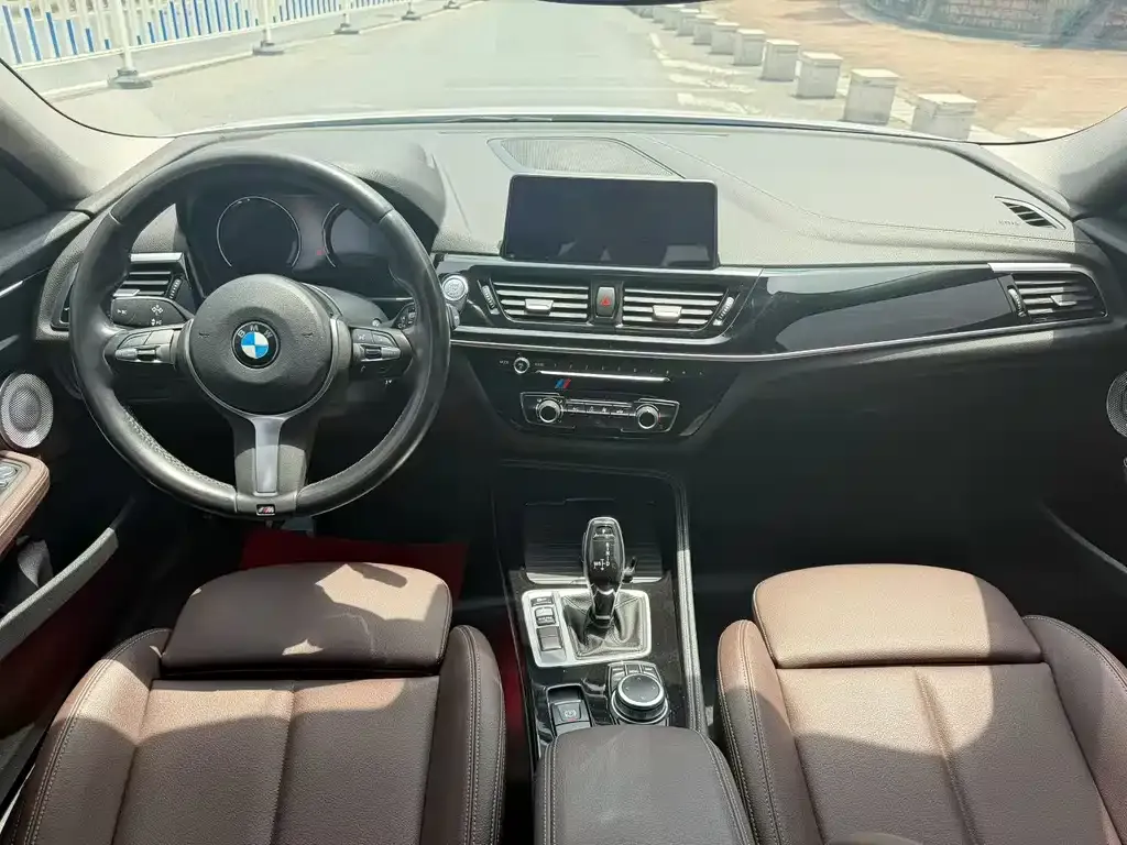 BMW 1 Series 2021 из CN, фото 5