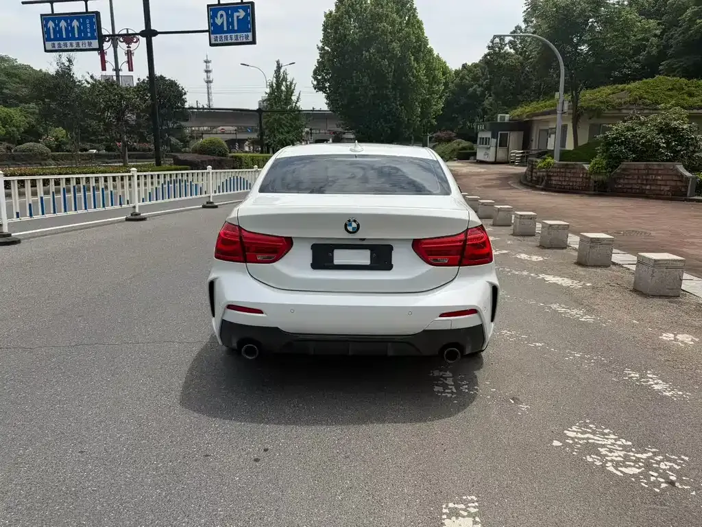 BMW 1 Series 2021 из CN, фото 7