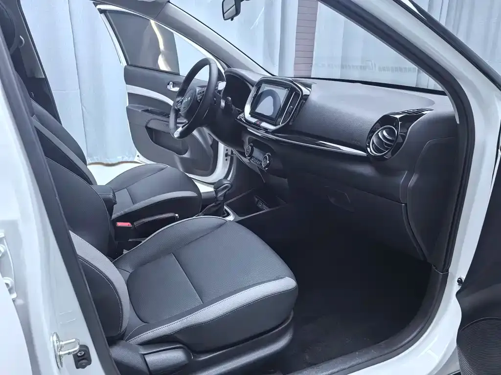 Kia KX1 2022 из CN, фото 6
