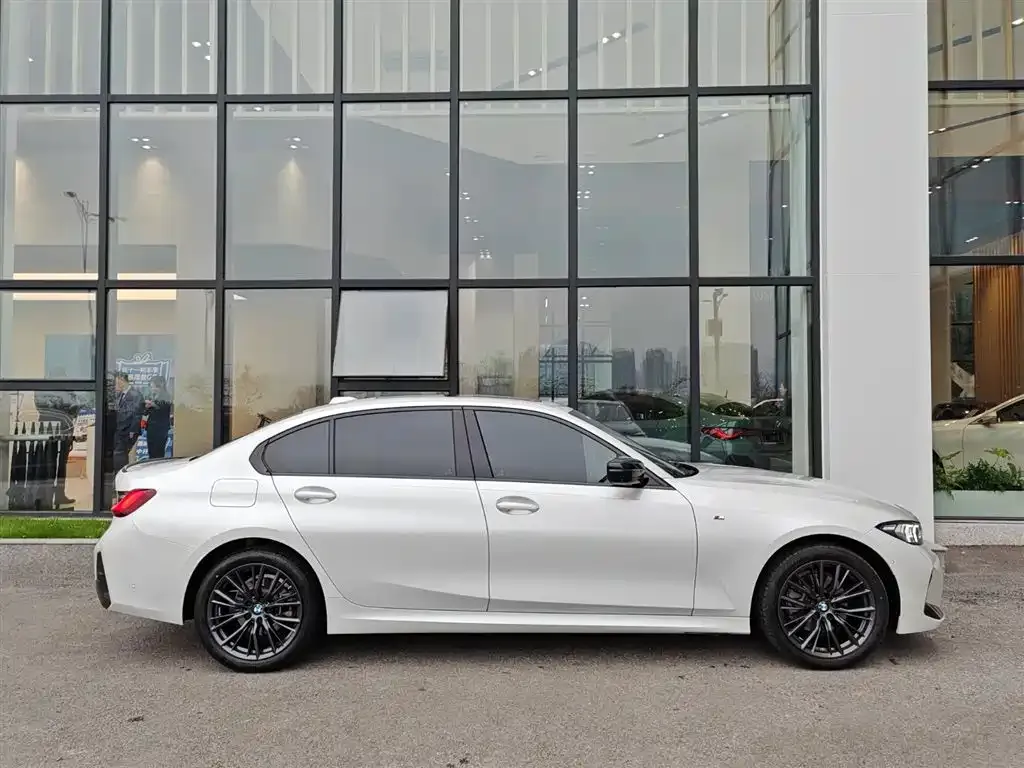 BMW 3 Series — фото 10