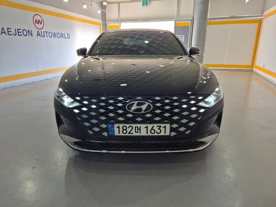 Hyundai Grandeur — фото 1