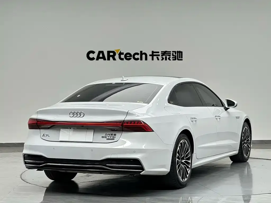 Audi A7L — фото 3