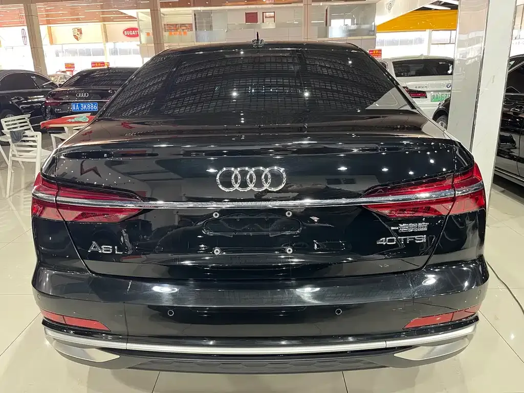 Audi A6L — фото 9