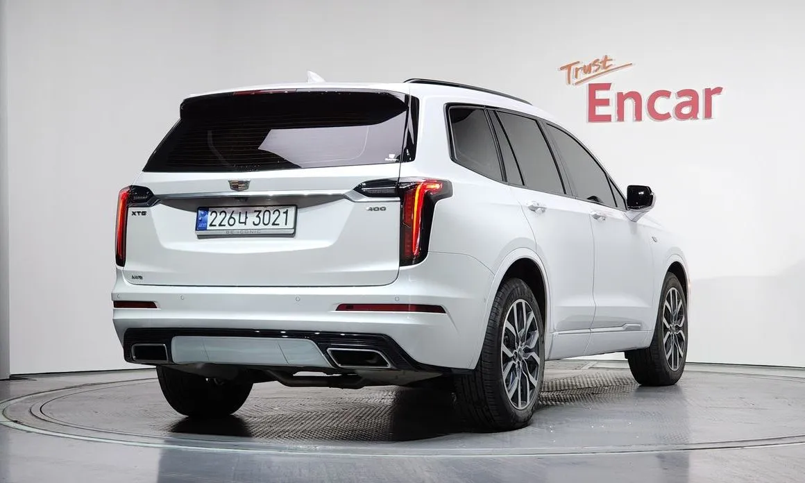 Cadillac XT6 — фото 5