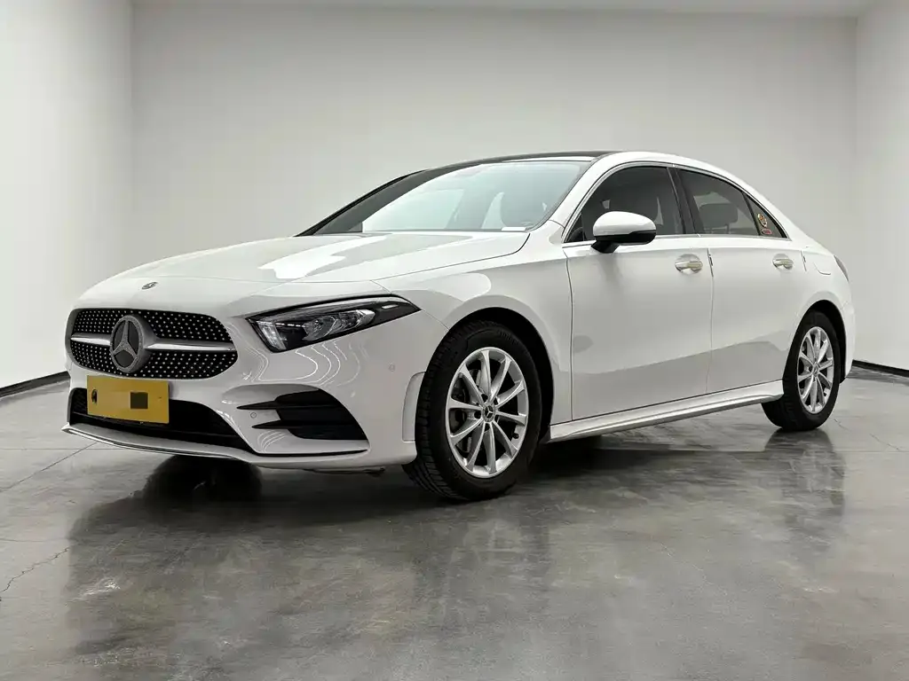 Mercedes-Benz A-Class — фото 1