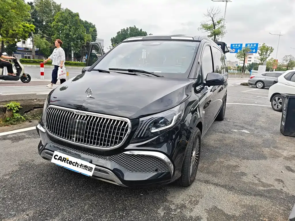 Mercedes-Benz Vito — фото 1