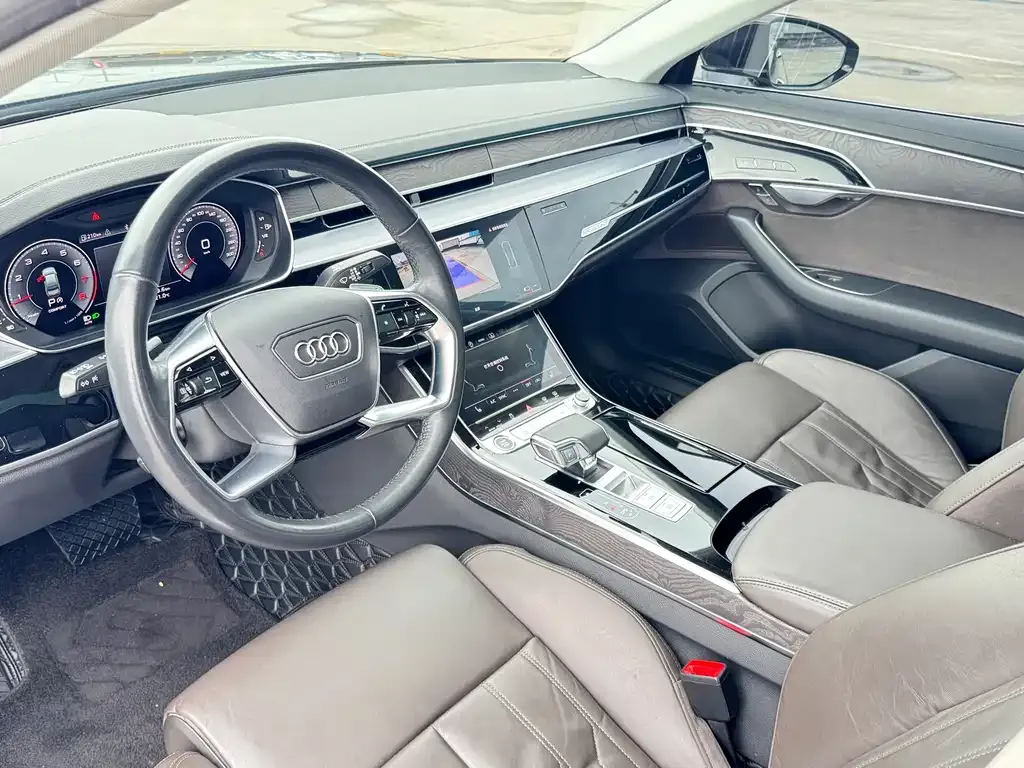 Audi A8 2023 из CN, фото 5