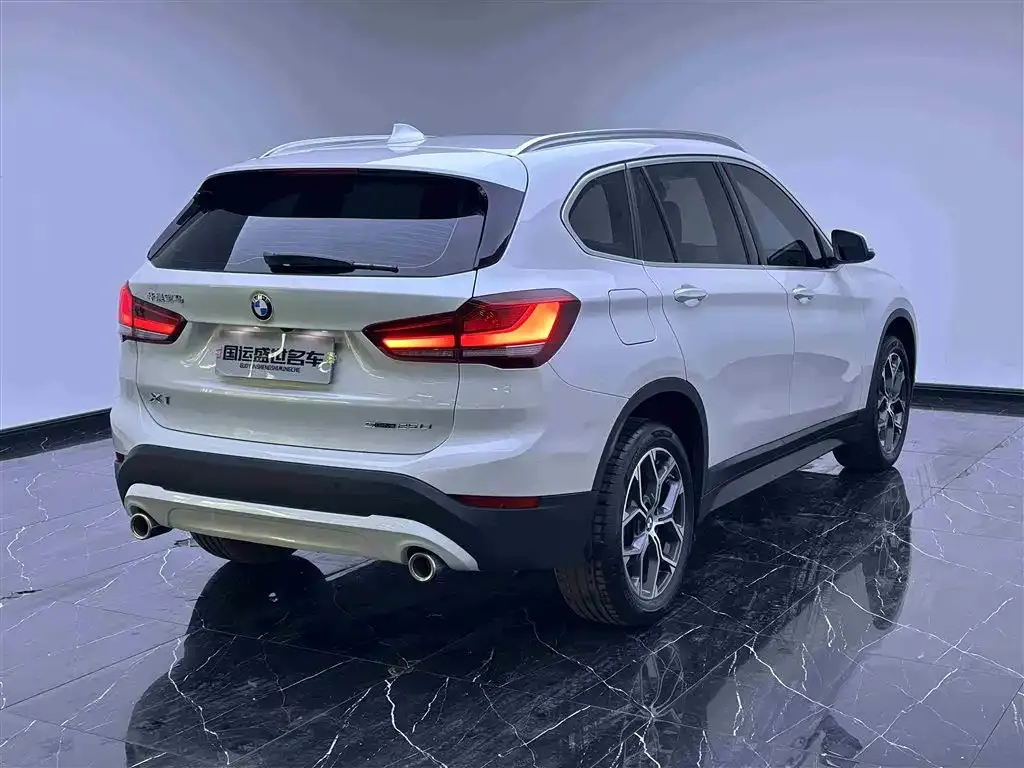 BMW X1 — фото 4