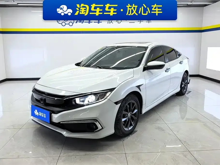 Honda Civic — фото 1