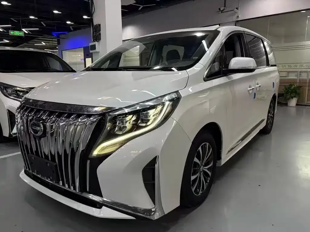 GAC Motor Trumpchi M8 — фото 1