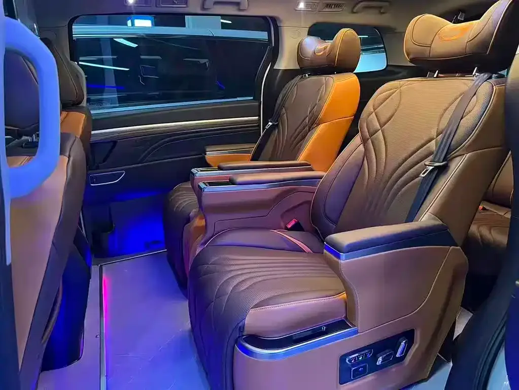 GAC Motor Trumpchi M8 — фото 9