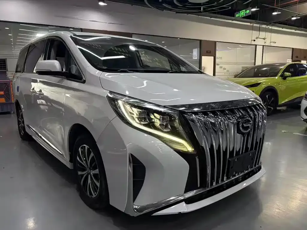 GAC Motor Trumpchi M8 — фото 10