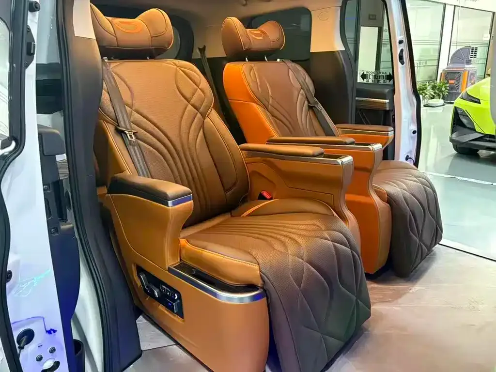 GAC Motor Trumpchi M8 — фото 8