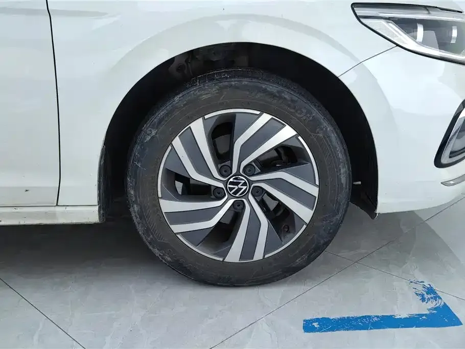 Volkswagen Bora 2024 из CN, фото 4