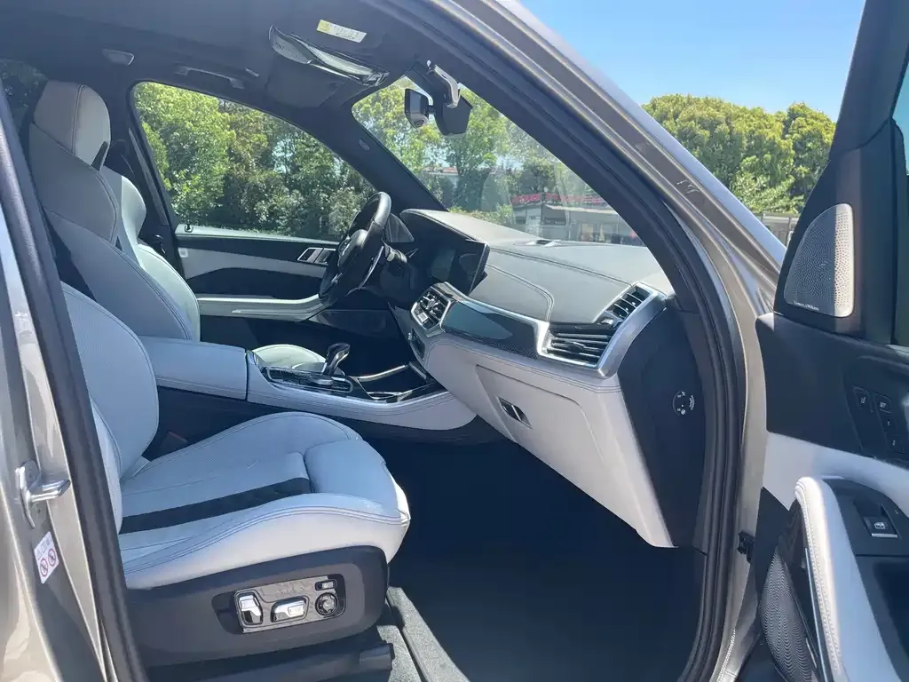 BMW X5 M 2022 из CN, фото 6