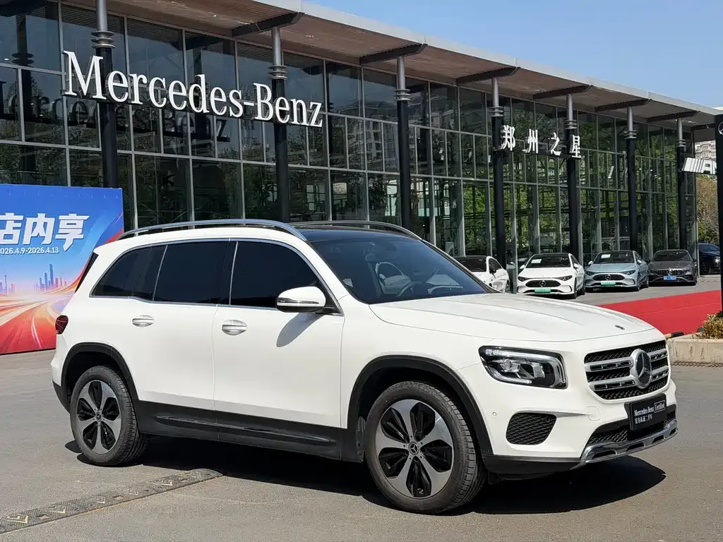 Mercedes-Benz GLB — фото 4
