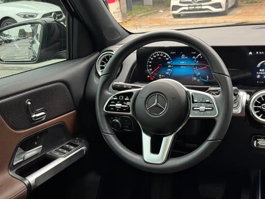 Mercedes-Benz GLB 2023 из CN, фото 10