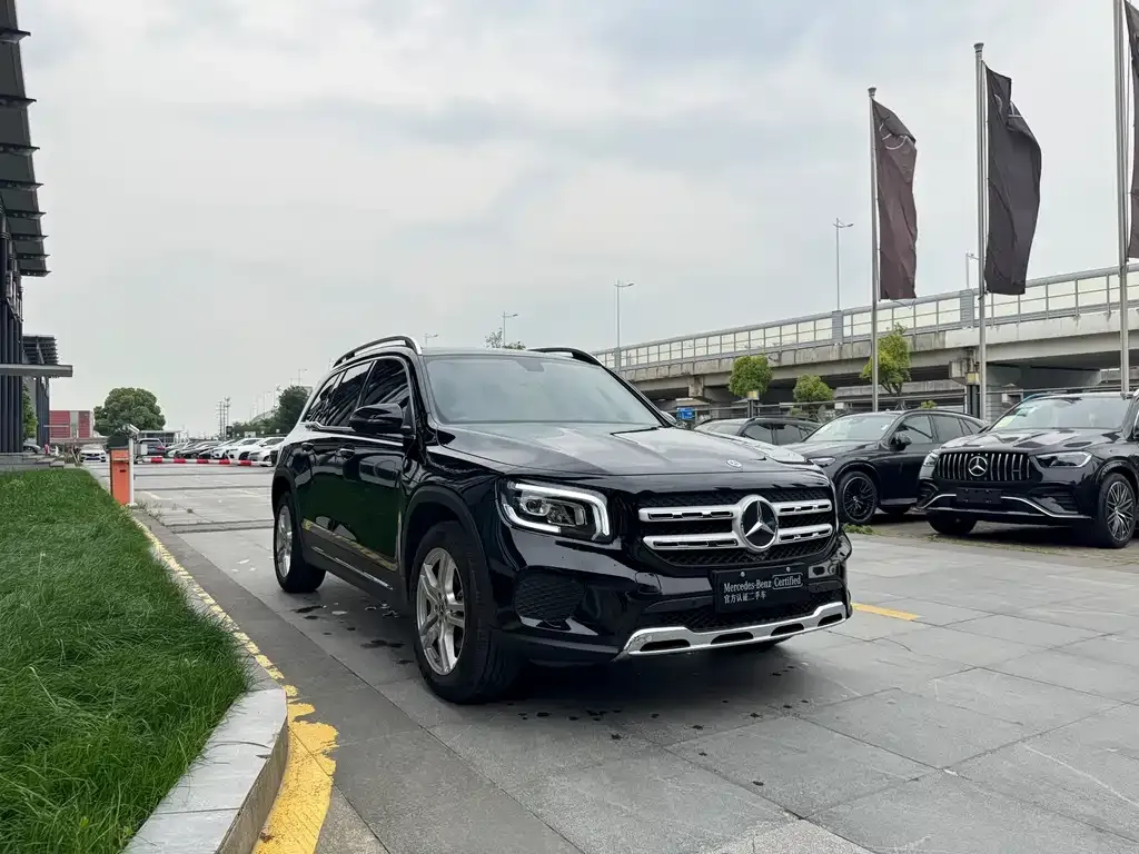 Mercedes-Benz GLB 2023 из CN, фото 2