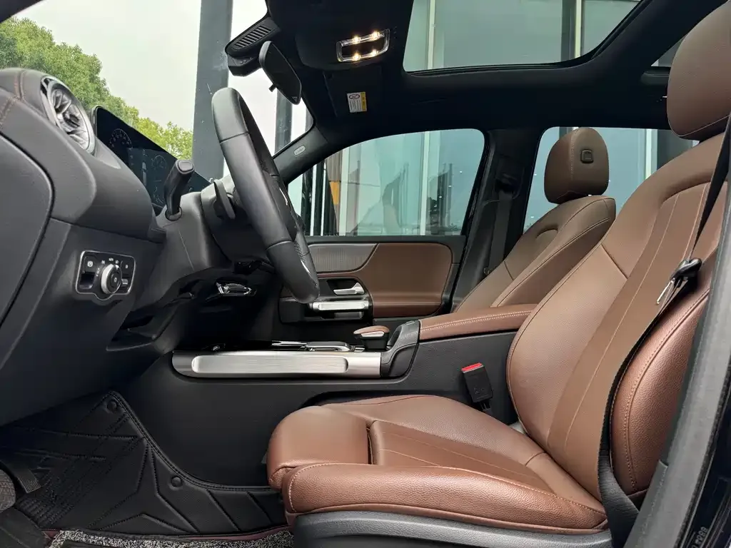 Mercedes-Benz GLB 2023 из CN, фото 3