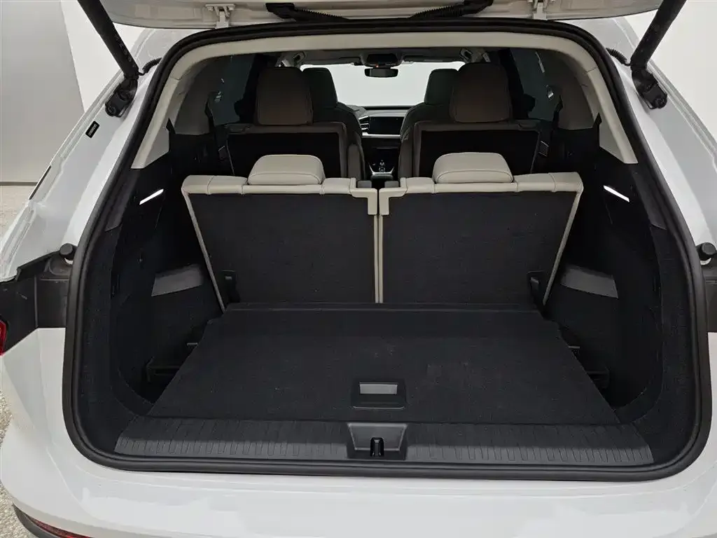 Audi Q5 e-tron 2025 из CN, фото 2