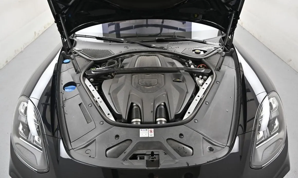 Porsche Panamera 2023 из KR, фото 5