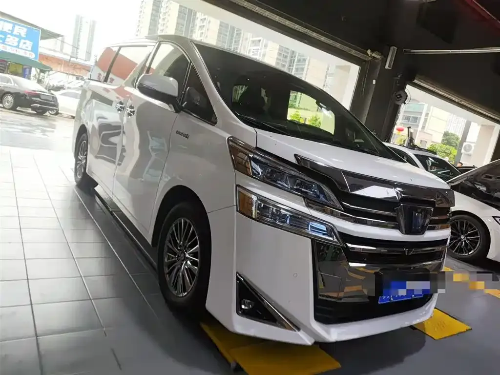Toyota Vellfire 2021 из CN, фото 7