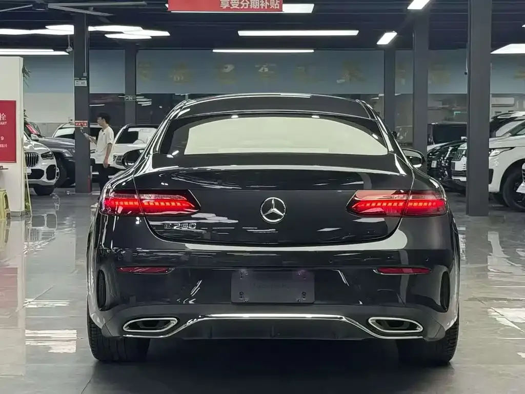 Mercedes-Benz E-Class (Import) — фото 3