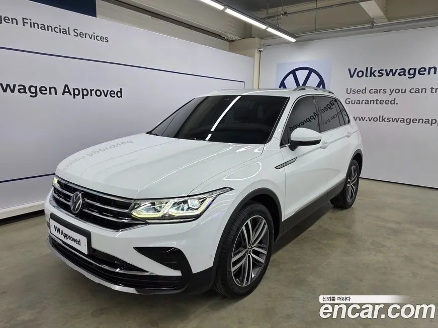 Volkswagen Tiguan — фото 1