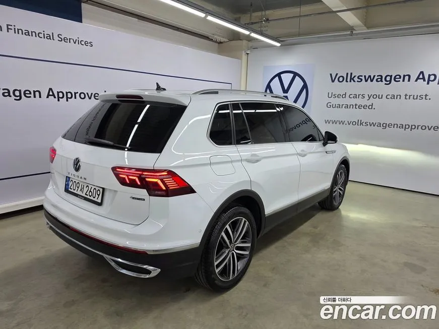 Volkswagen Tiguan — фото 3