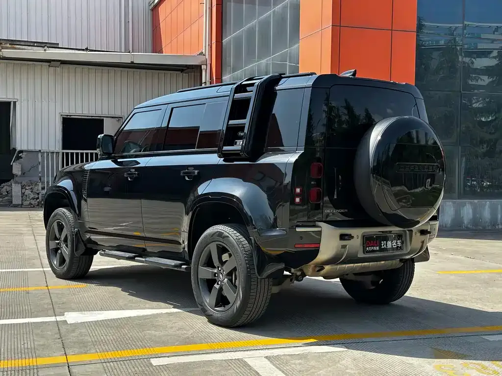 Land Rover Defender — фото 8