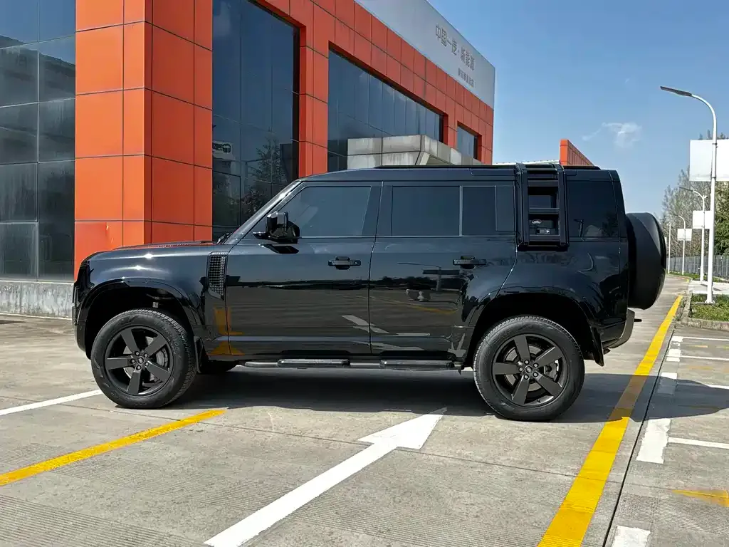 Land Rover Defender — фото 3