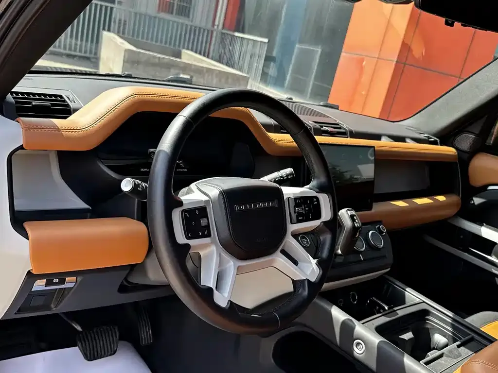 Land Rover Defender — фото 4