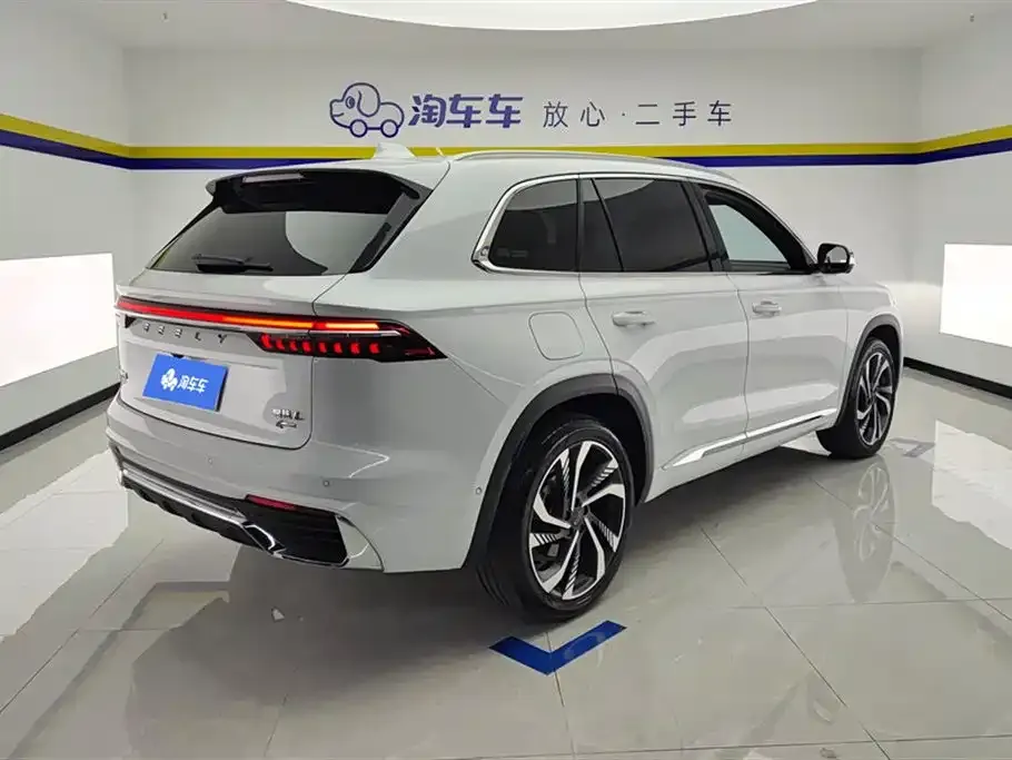 Geely Xingyue L — фото 6