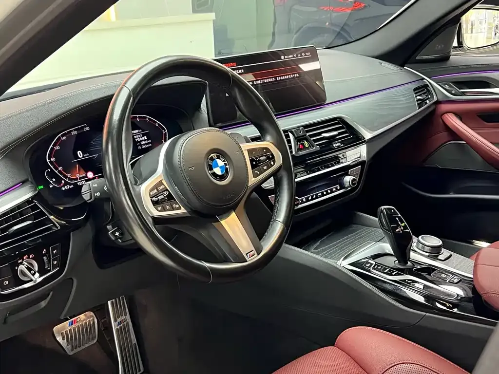 BMW 5 Series — фото 9