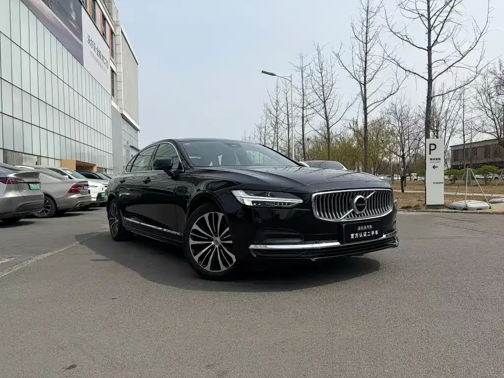 Volvo S90 — фото 7