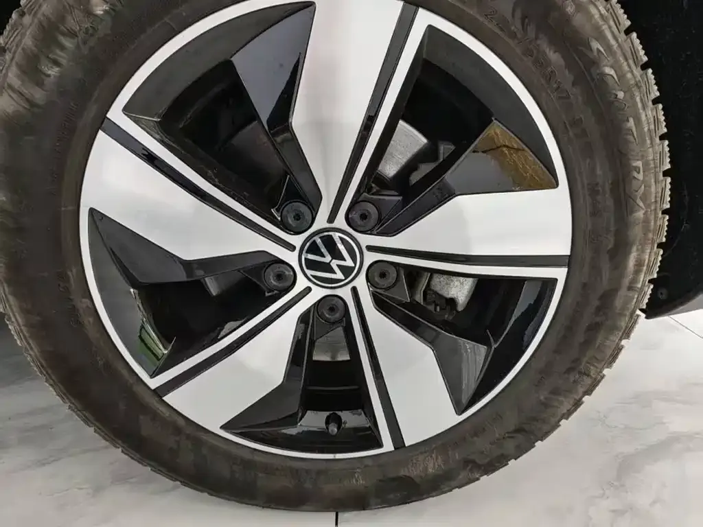 Volkswagen Tharu — фото 7