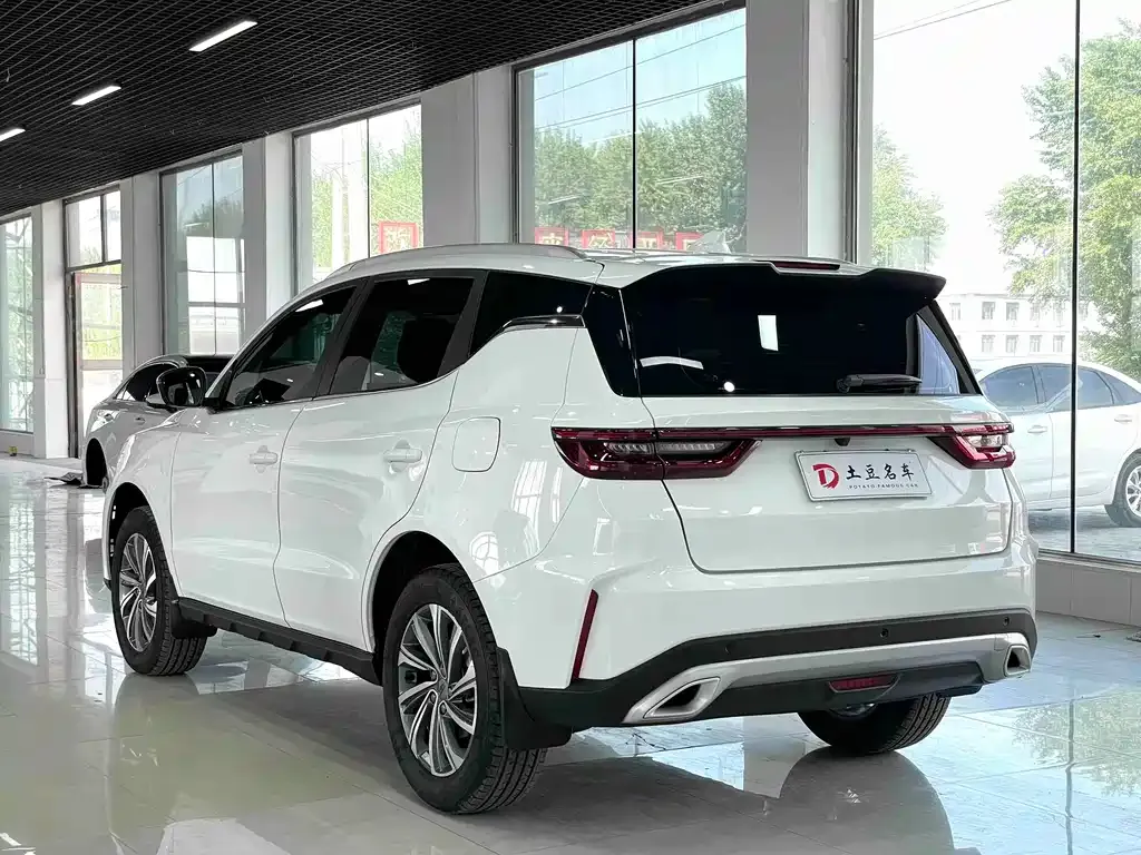 Geely Vision X6 — фото 6