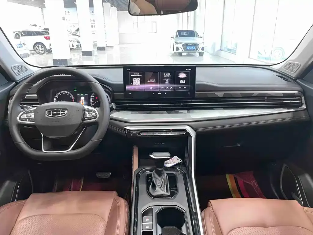 Geely Vision X6 — фото 3