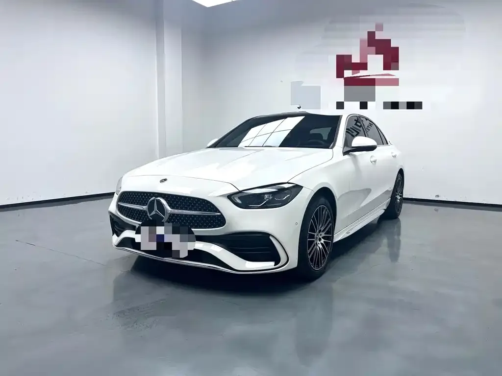 Mercedes-Benz C-Class — фото 1