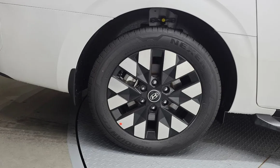 Hyundai Staria 2025 из KR, фото 2