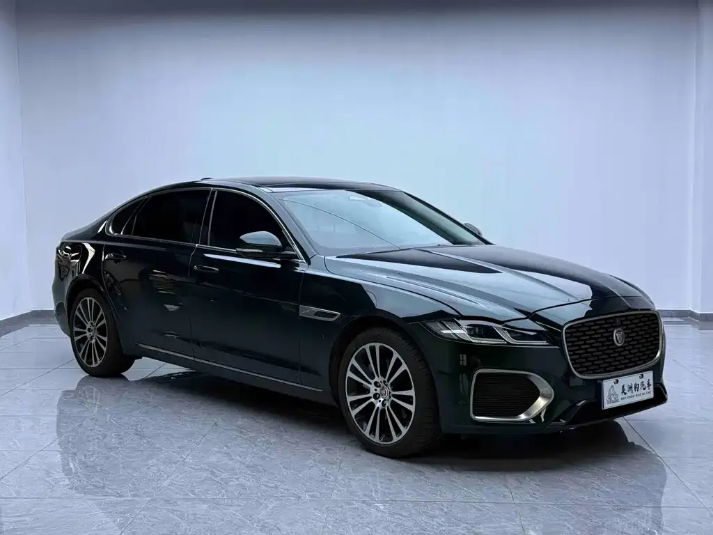 Jaguar XFL — фото 2