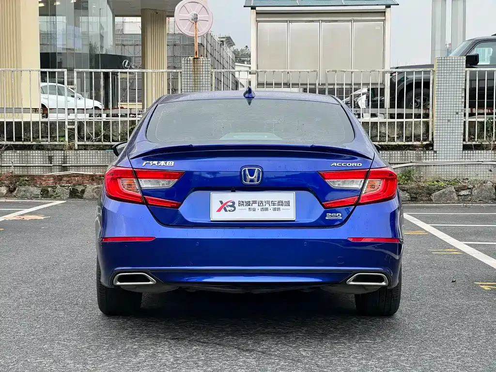 Honda Accord — фото 6