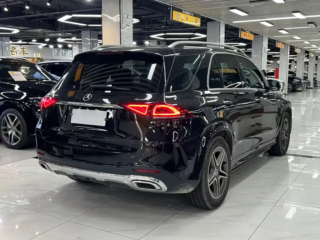 Mercedes-Benz GLE — фото 9