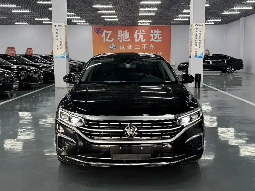 Volkswagen Passat — фото 3